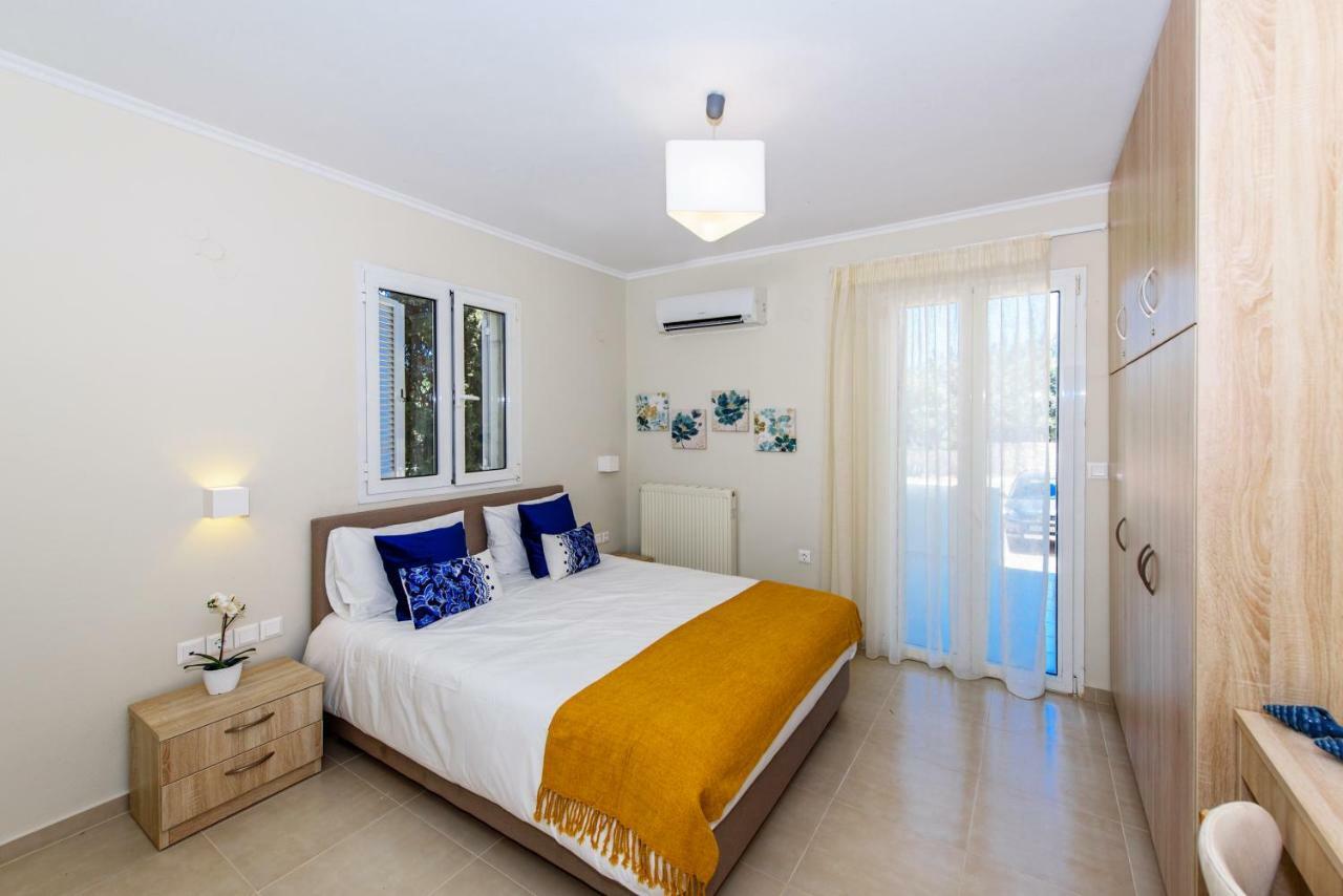 Villa Ellie - Heated Pool, Playground, Garden & Bbq! Vederoi 外观 照片